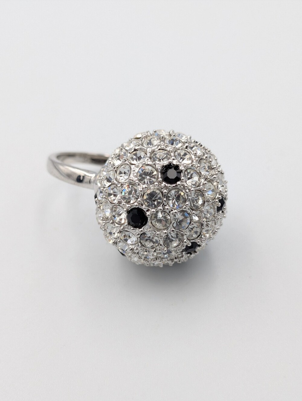 Kenneth Jay Lane Crystal Rhinestone Ball Ring Silver tone